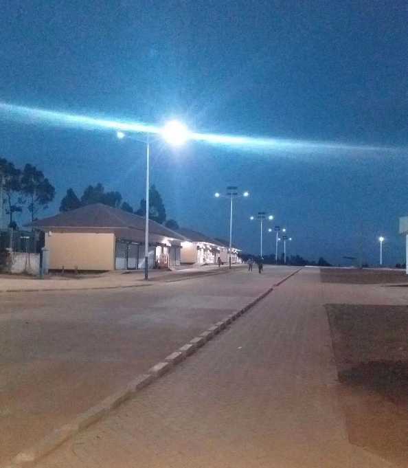 西湖区非洲科特迪瓦太阳能路灯工程